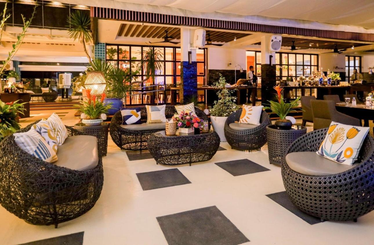 באקולוד Stonehill Suites מראה חיצוני תמונה